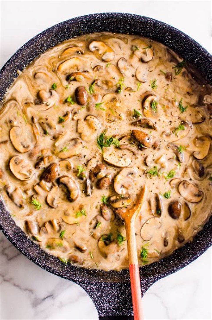 Can you freeze mushroom stroganoff?