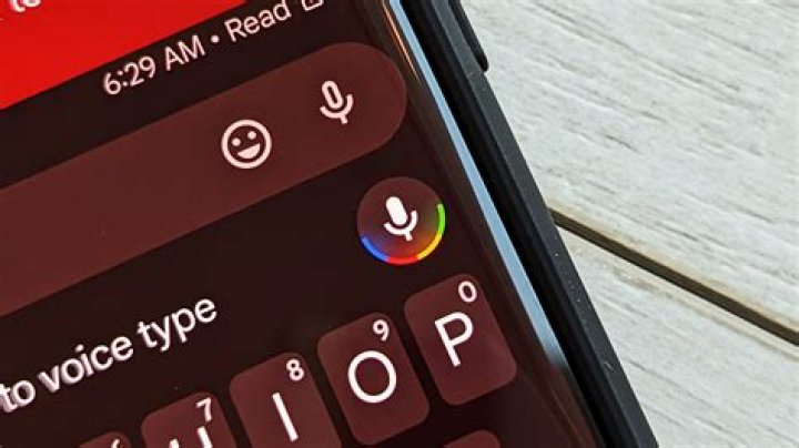 Can you group text with Google Voice?