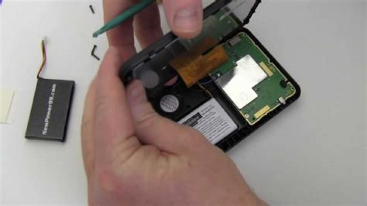 Can you replace the battery in a Garmin Nuvi?