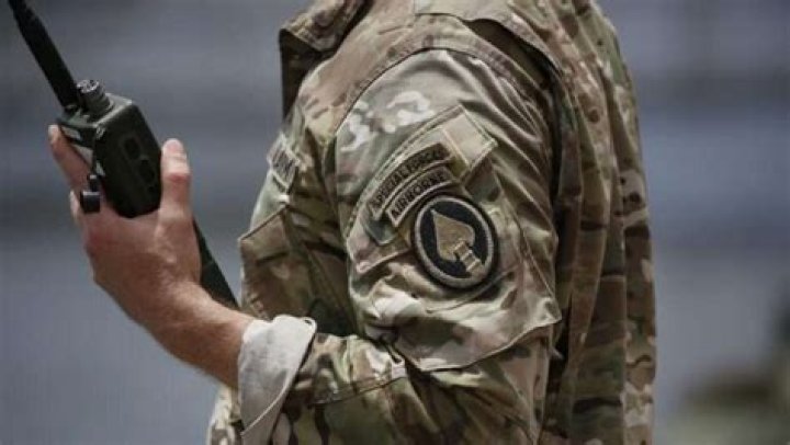 ¿Cuánto gana un sargento del Ejército de los Estados Unidos?