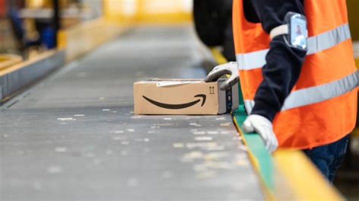 Do Amazon Prime members get faster shipping?