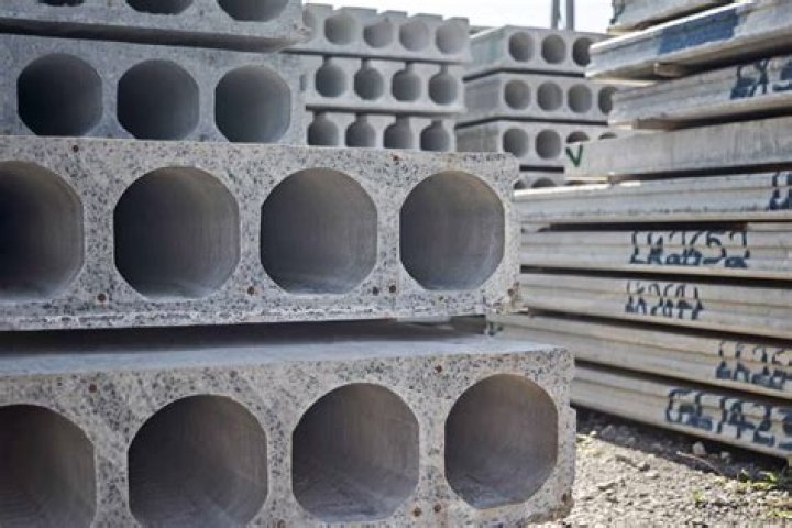 How are hollow core slabs made?