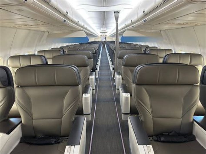 How big are the seats on Alaska Airlines?