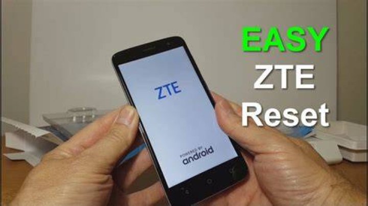 How do I block a number on my ZTE phone?