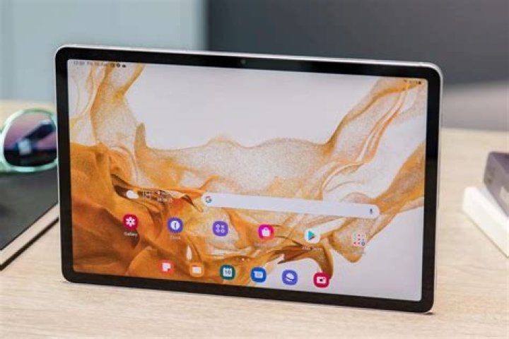 How do I change the storage settings on my Samsung tablet?