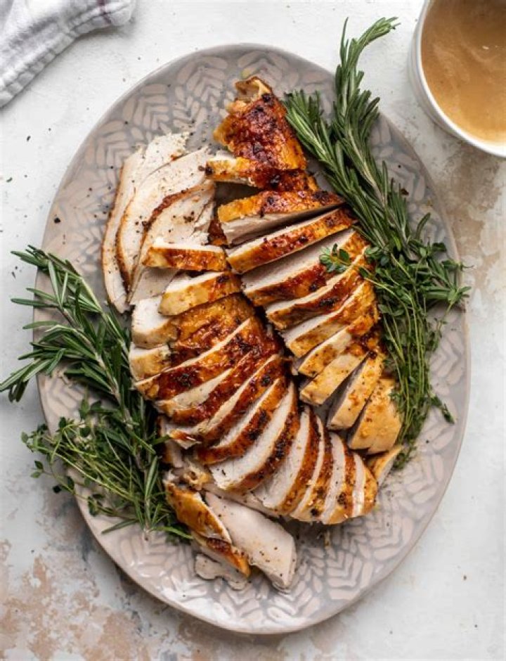 How do I cook a 3kg turkey breast?