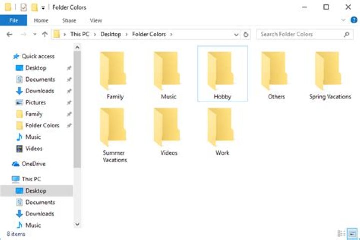 How do I organize my folders on my desktop?