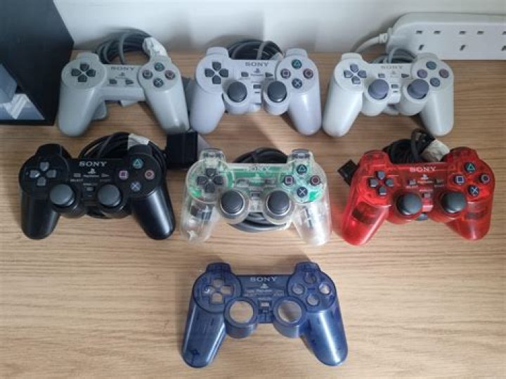 How do you connect DualShock controllers to ps3?