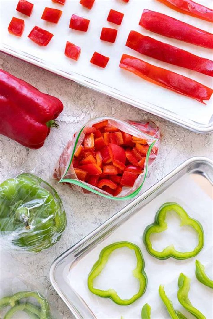 How do you cook frozen bell peppers?
