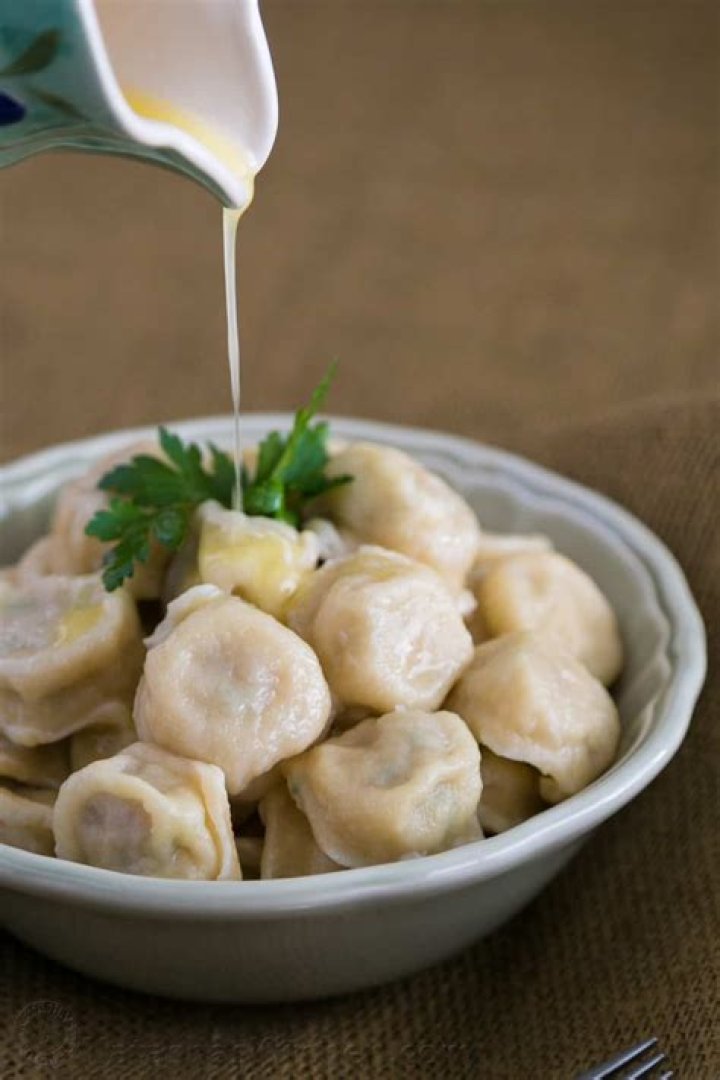 How do you cook frozen pelmeni?