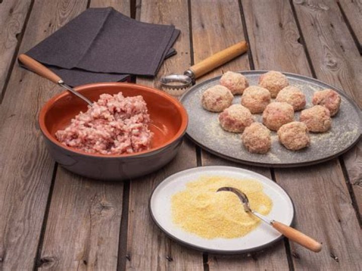 How do you keep meatballs from falling apart in soup?