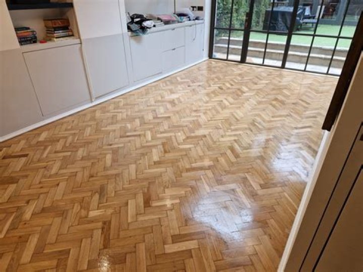 How do you parquet a floor?
