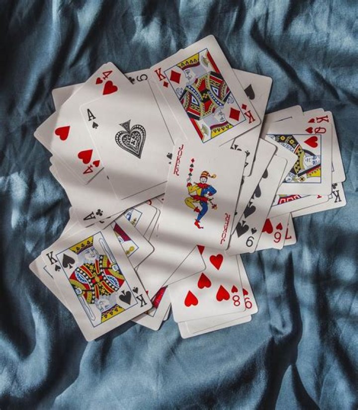 How do you play Scopa with regular cards?