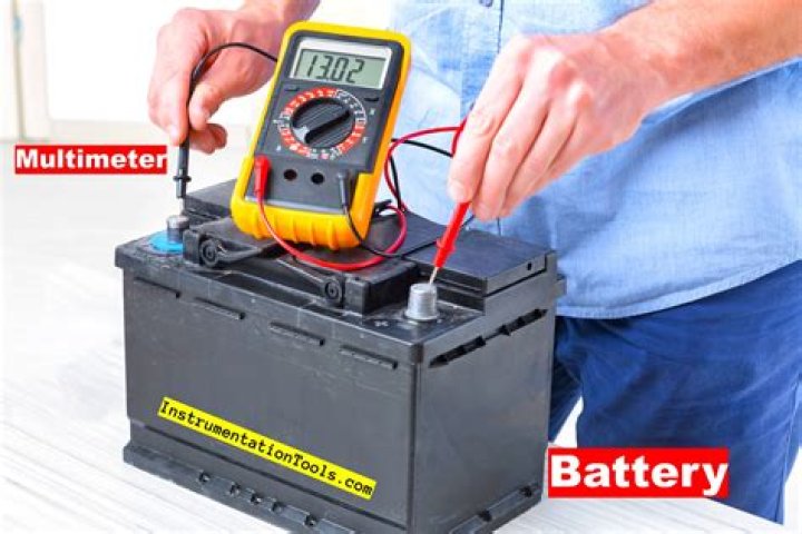 How do you test a 18 volt battery charger?