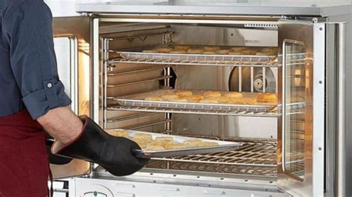 How hot do commercial ovens get?
