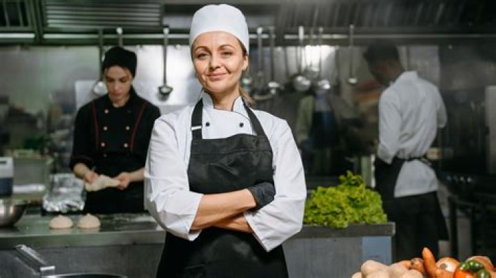 How long does it take to become a sous chef?