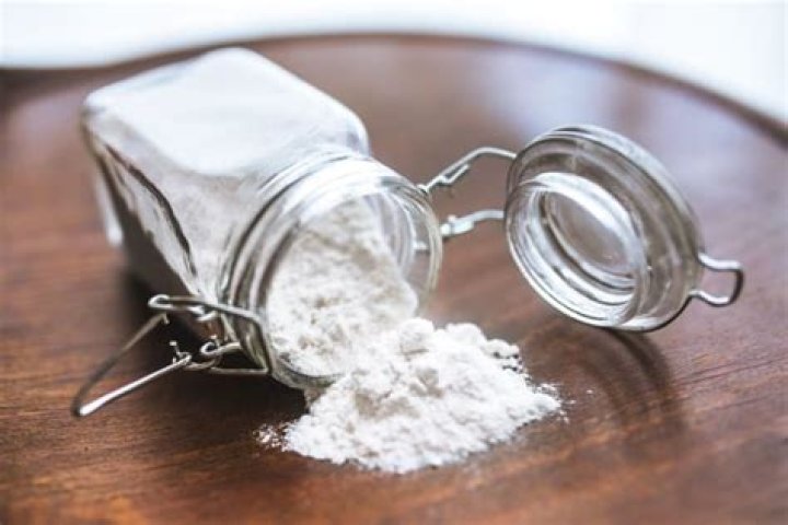 How long does self raising flour last?
