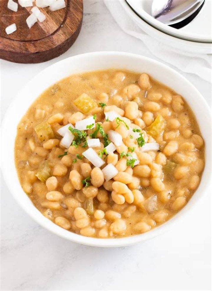 How many calories are in a cup of cooked beans?