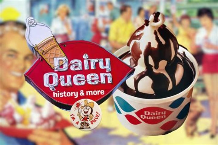 How many calories in a small sundae at Dairy Queen?