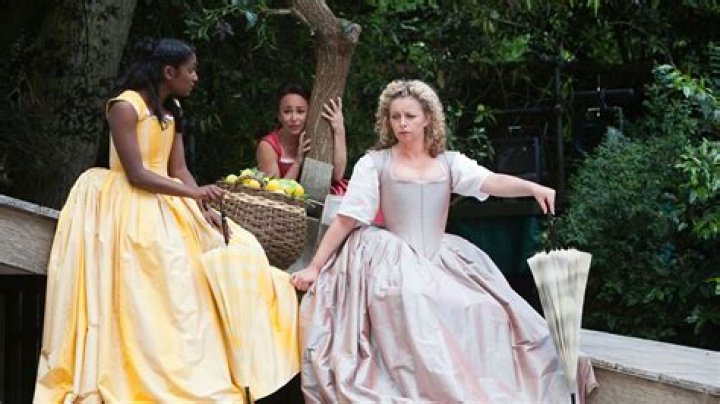 How many lines does Beatrice have in Much Ado About Nothing?