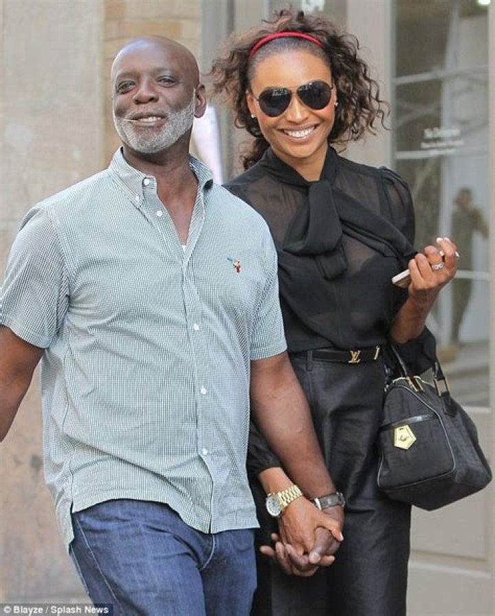 Is Cynthia Bailey still married to Peter Thomas?