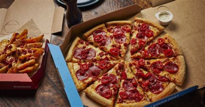 Is Dominos pizza sauce spicy?