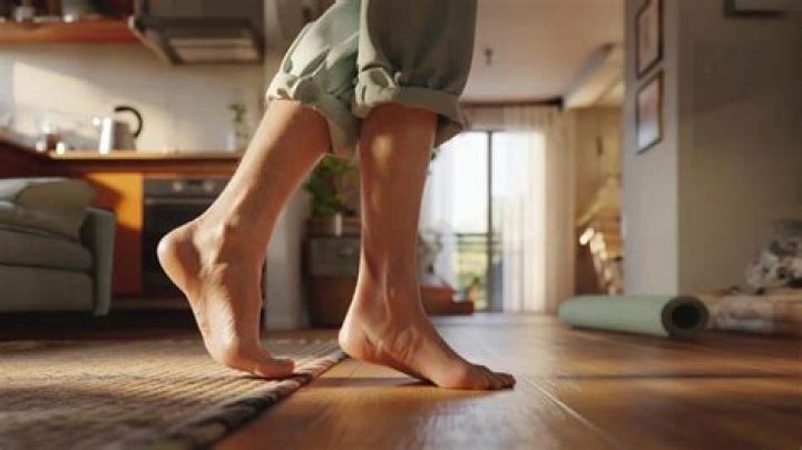 Is it better to walk barefoot at home?