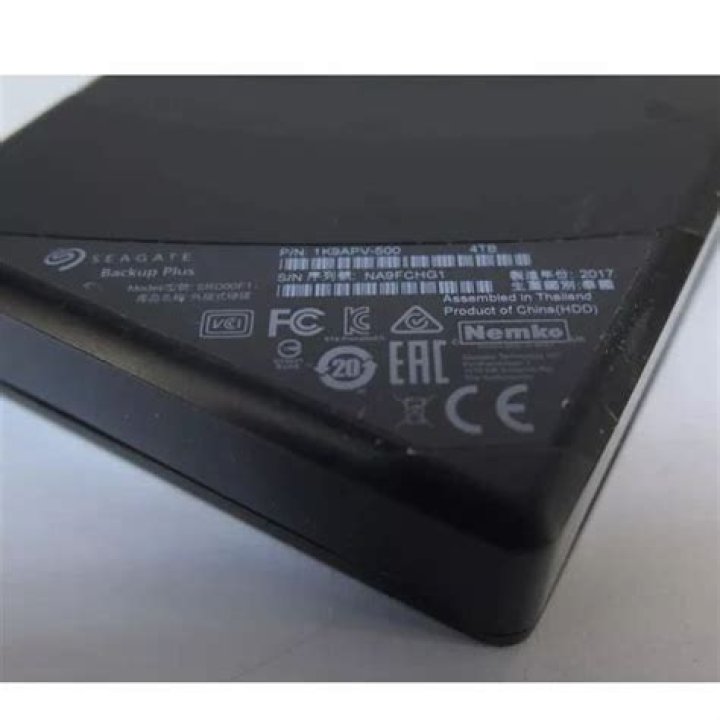 Is Seagate srd00f1 compatible with Mac?