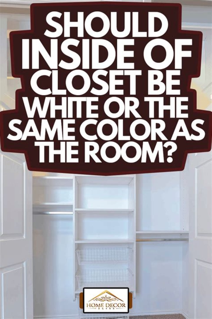 Should Closet be same color as room?