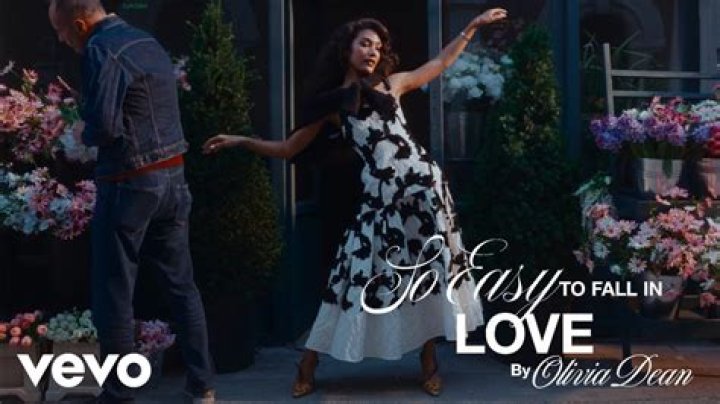 What causes women to fall in love?