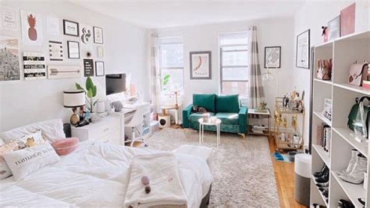 What does private room in apartment mean?