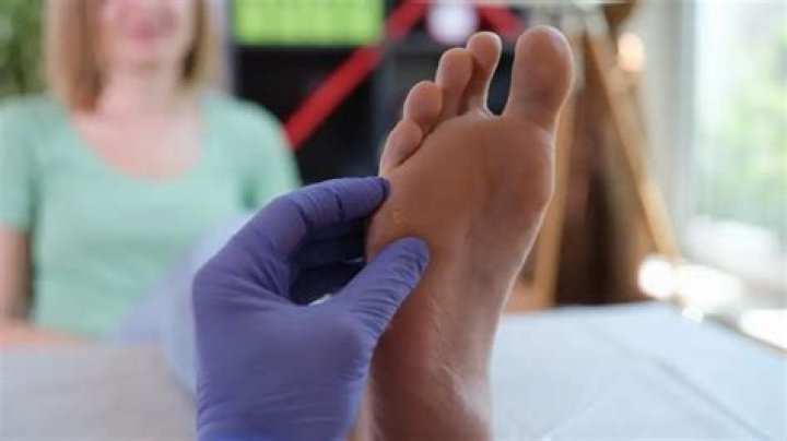 What happens if a splinter gets infected?