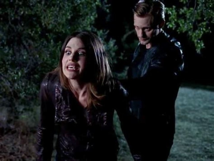 What happens to Nora in True Blood?