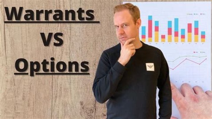 What is difference between option and warrant?