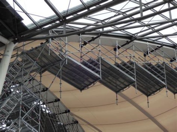 What is suspended structure?
