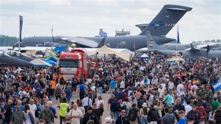 What is the biggest airshow in the UK?