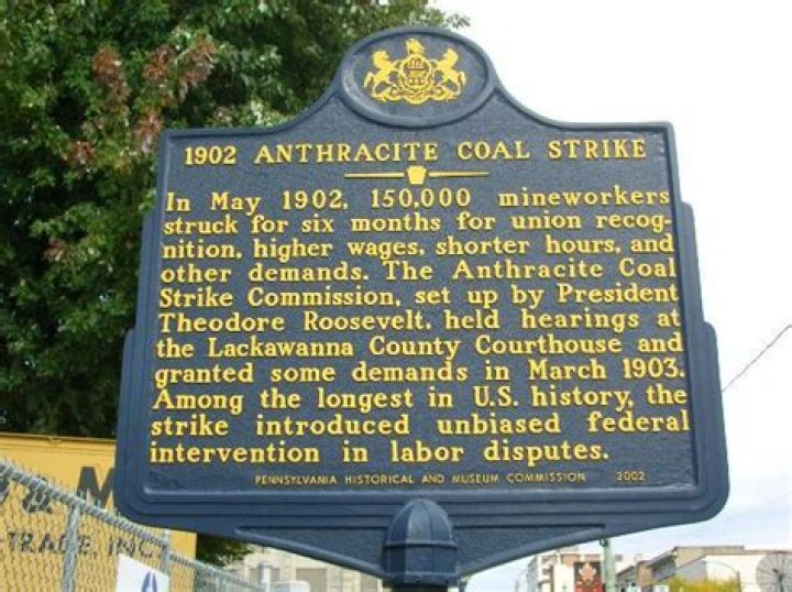 What was significant about the way the 1902 coal strike?