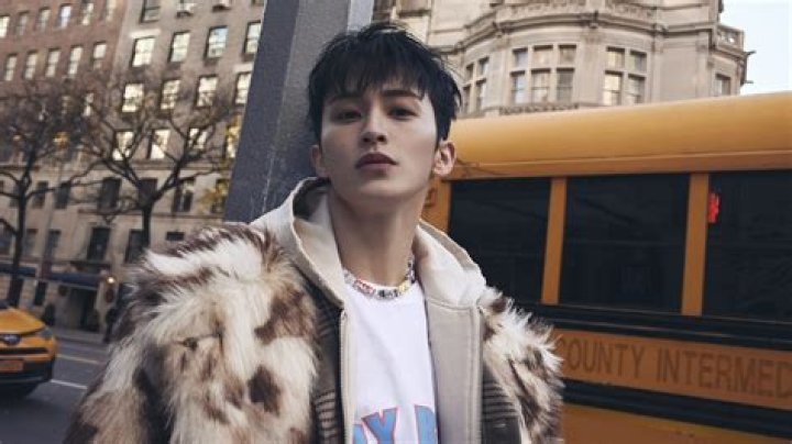 Where is Mark Lee NCT?
