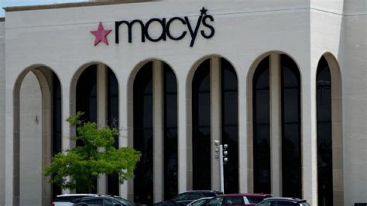 Which Macy's stores will close in 2020?
