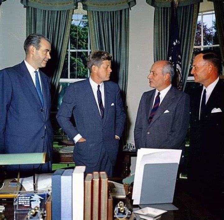 Why did President Kennedy think the Alliance for Progress would help the United States in the Cold War?