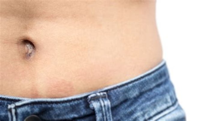 Why is belly button dirty?
